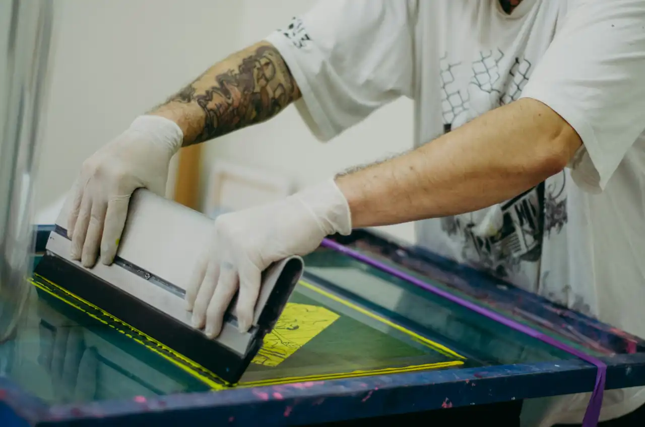 The Benefits of Hiring a Professional Painter vs. DIY