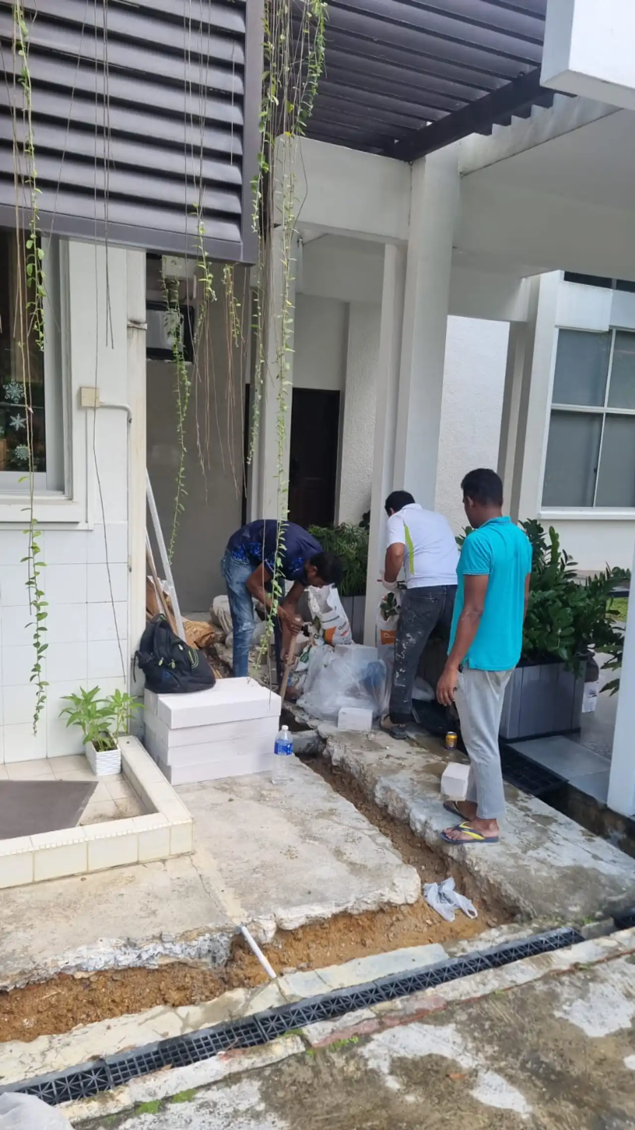 Plumbing Services In Singapore | Leak Repairs & Pipe Installations | Excellence Renovation